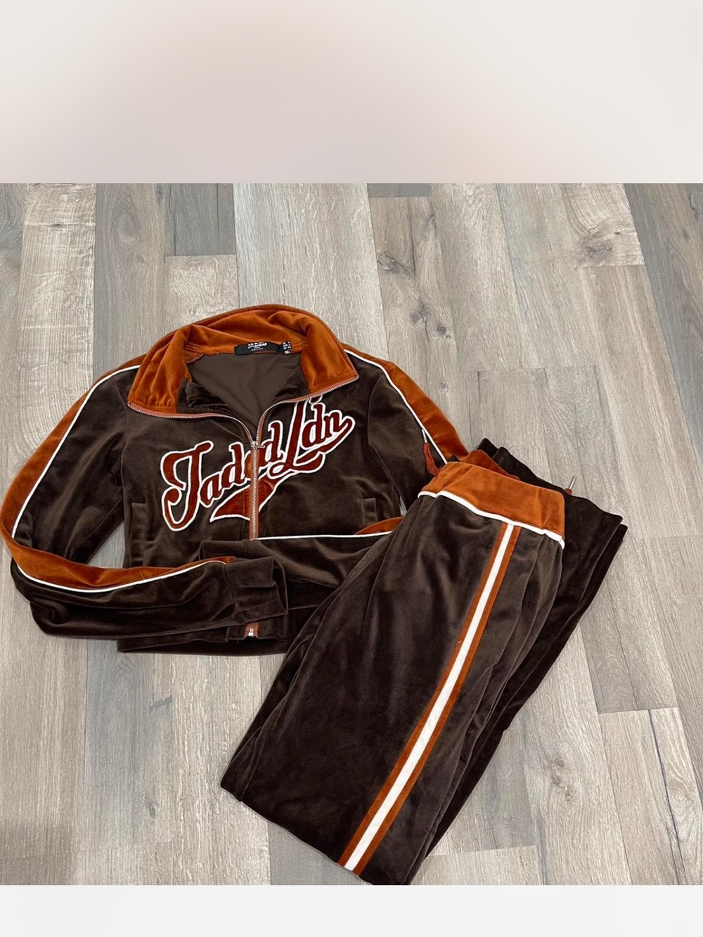 Jaded London Velour Tracksuit / brown and orange